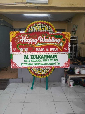 Papan Bunga di Cilandak Timur
