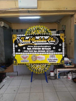 Papan Bunga di Cilandak Timur